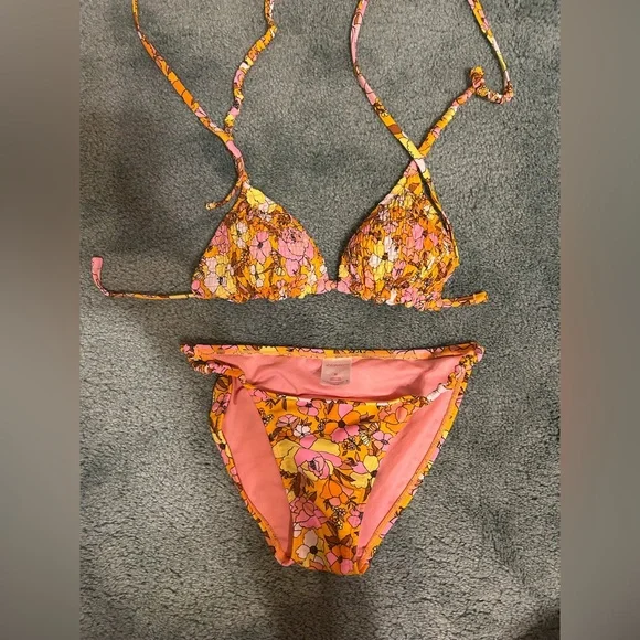 NWOT Target Bikini Set - Picture 2 of 7